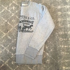 Perfect Levi Crewneck